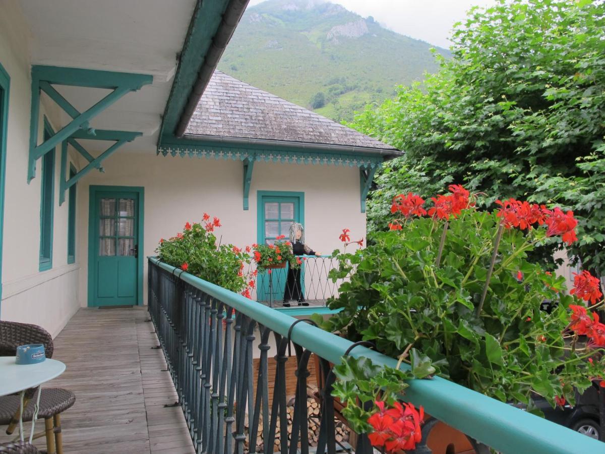 La Cazalere Villa Campan Exteriör bild